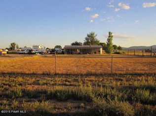 1281 W Brand Iron Rd, Paulden, AZ 86334