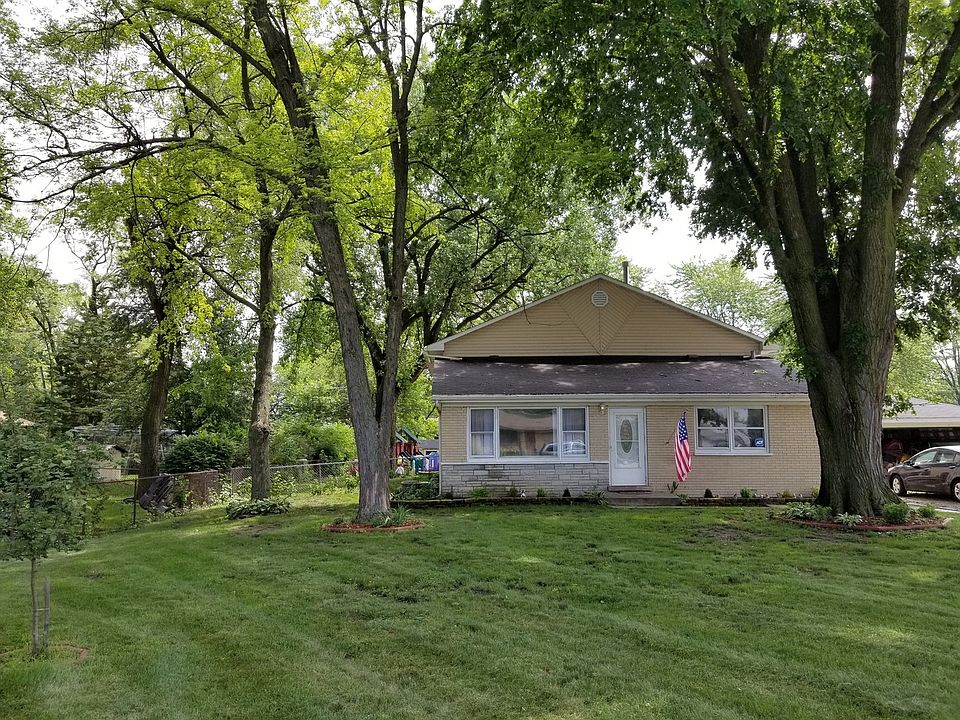 1st image of 13711 Le Claire Ave