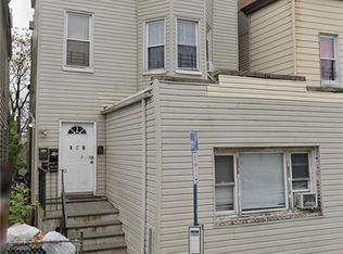 178 Elm St, Yonkers, NY 10701