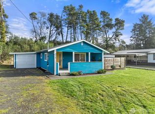 2316 S Pleasant Dr, Westport, WA 98595
