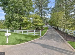 9029A Bronson Dr, Potomac, MD 20854