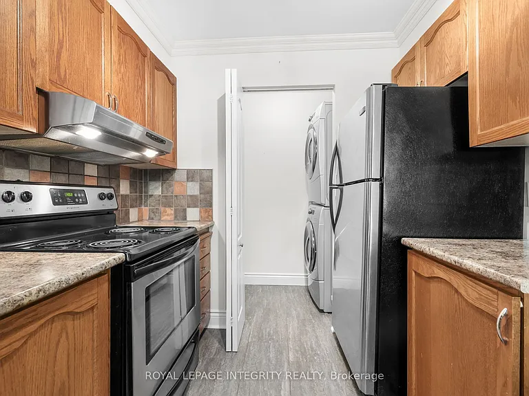 1589 Saint Bernard St #503 — Photo 16