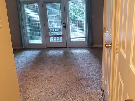 3rd image of 3620 Plumbridge Ct