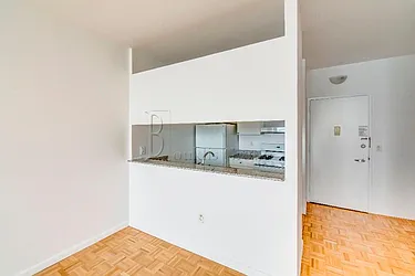 Rented by Bouklis Group