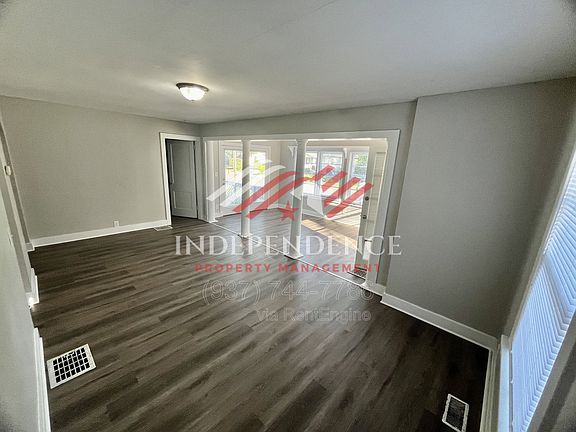 5th image of 25 Orchard Ave