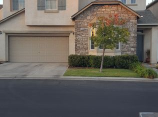 1739 Glen Kippen Ln, Clovis, CA 93619