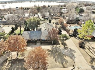 404 Paseo De Vida St, Altus, OK 73521