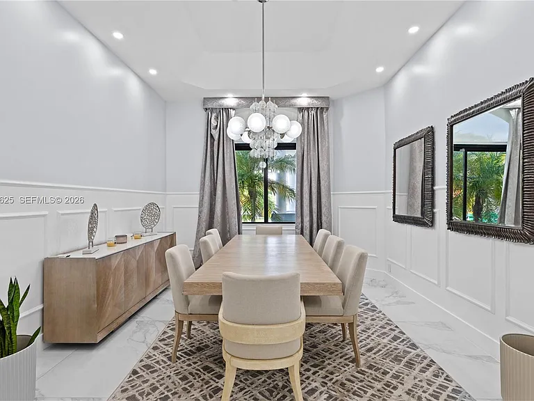 11302 NW 9th St — Photo 12