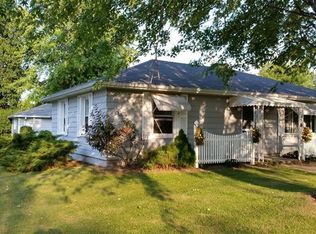123 Sunset Ave, Gibsonburg, OH 43431