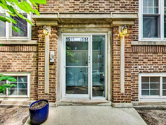 2nd image of 1514 W Arthur Ave #2A