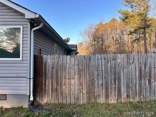 3rd image of 1383 Hill City Rd NW