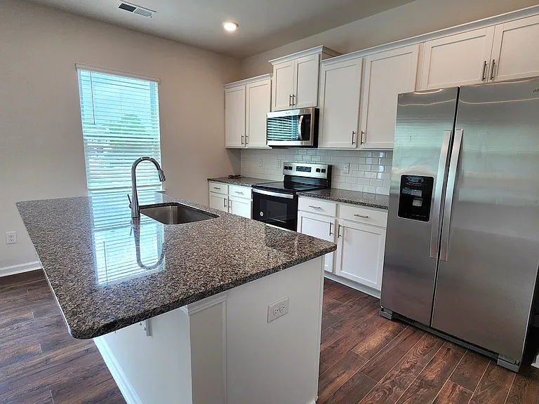 560 Country Oak Dr — Photo 11