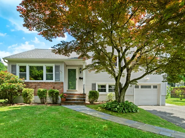 170 Southern Boulevard, Danbury, CT 06810