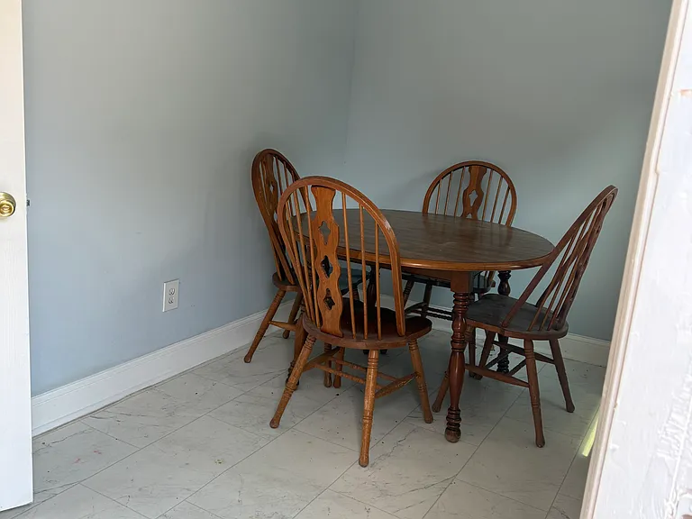 1107 Lancaster St #B — Photo 3