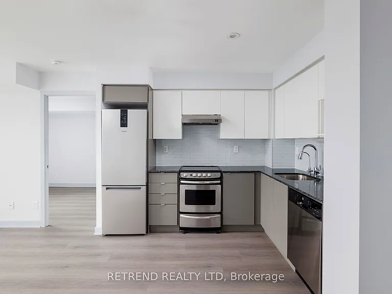 160 Flemington Rd #1121 — Photo 4