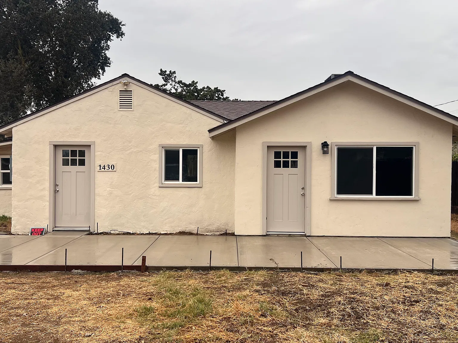 2 bed, 1.5 bath, 904 sqft, $1,925 — Photo 1