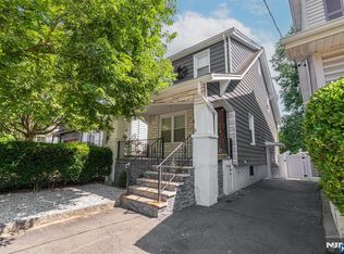39 Summit St, Ridgefield Park, NJ 07660