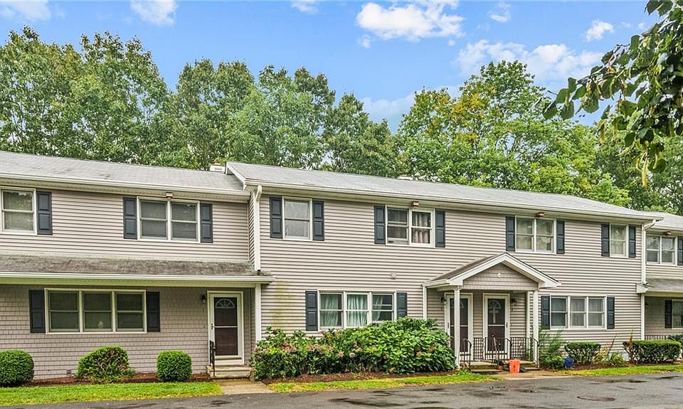 Pond View Condominiums 447 Stafford Rd Tiverton RI Zillow