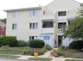 134 N 36th St APT 9, Omaha, NE 68131