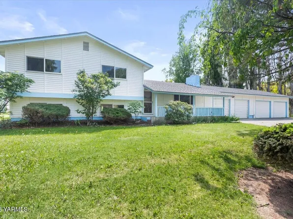 1410 Collins Rd, Selah, WA 98942