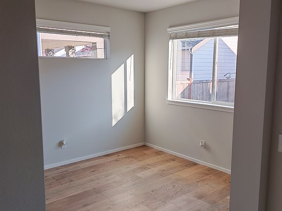 4th image of 1430 E 47th St