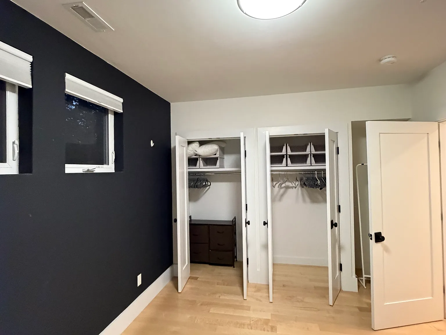 2 bed, 940 sqft, $1,600 — Photo 2