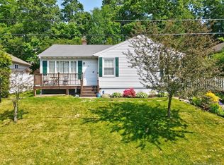 32 Albion St, Naugatuck, CT 06770