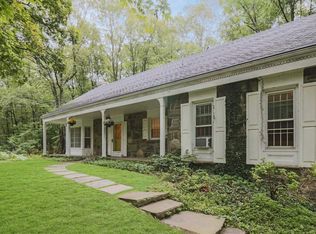 78 Birch Dr, Pleasant Valley, NY 12569