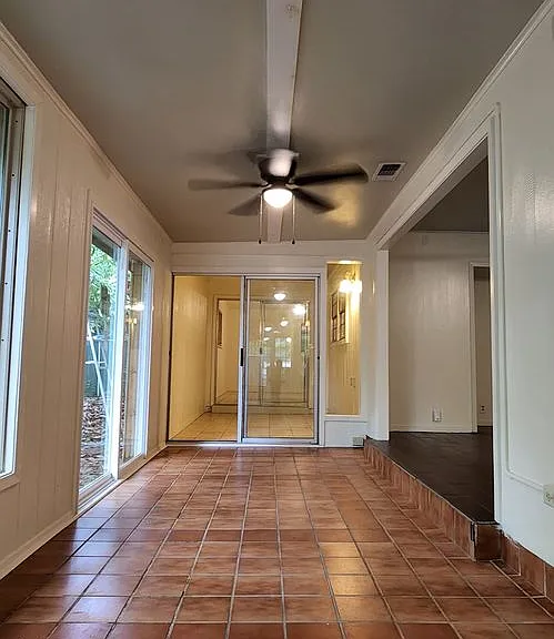 2601 Greenwood St — Photo 26