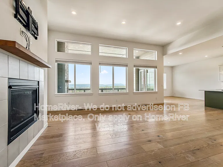 4738 W Lex Ave — Photo 2