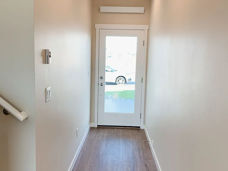 4844 Springside St — Photo 13