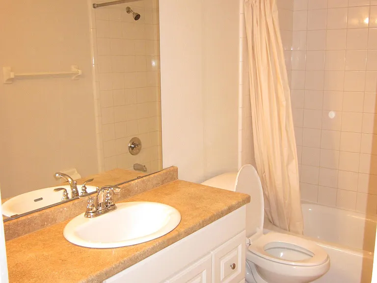 2030 Cascades Blvd #303 — Photo 20