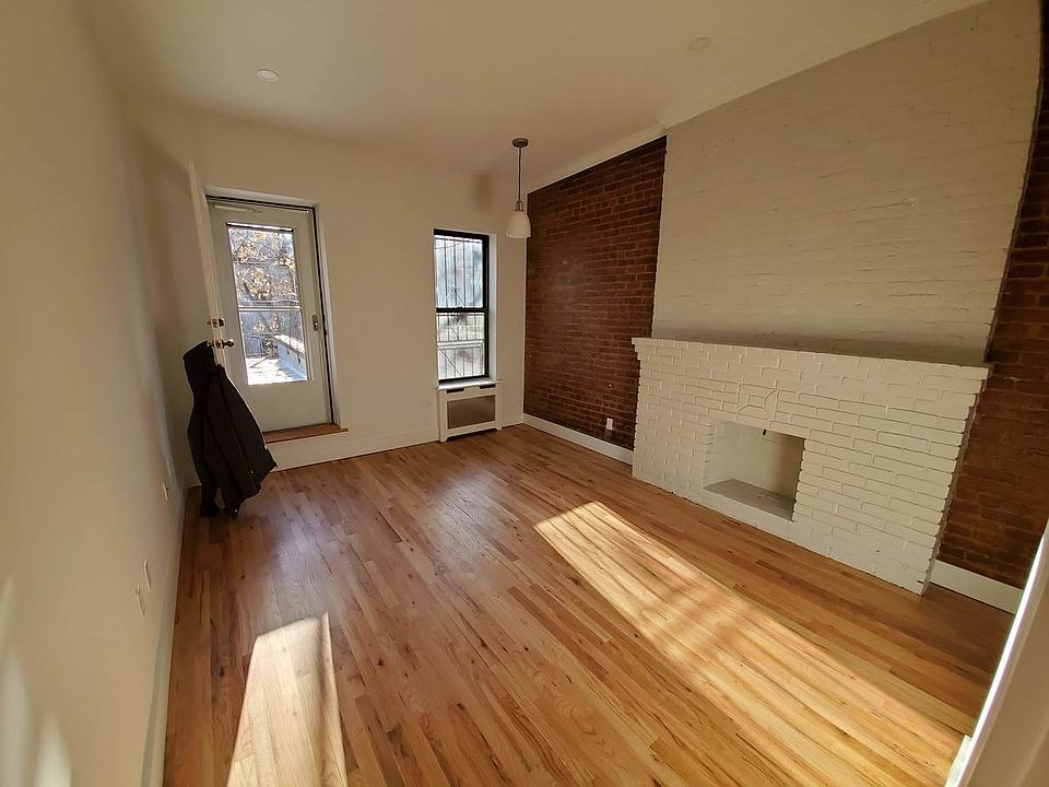 1st image of 46 W 76th St APT 4B