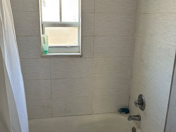 5th image of 4425 NW 23rd Ct #4425