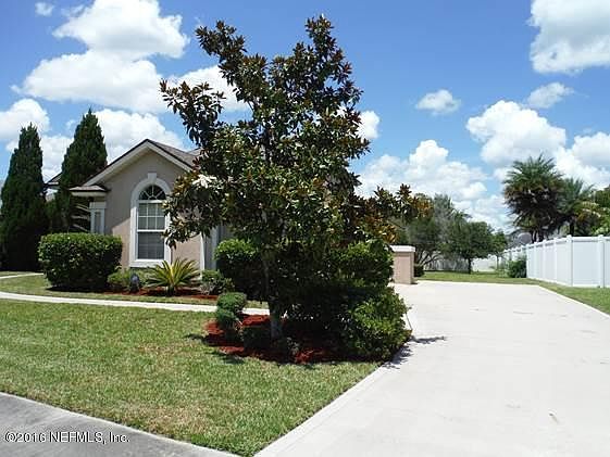 2nd image of 1540 TRALEE Court N