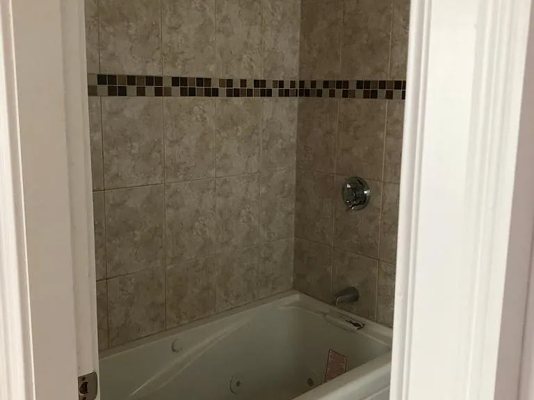 20 Sanger St #2 — Photo 12