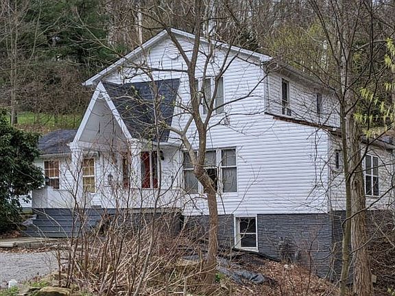 2nd image of 101 Weber Rd