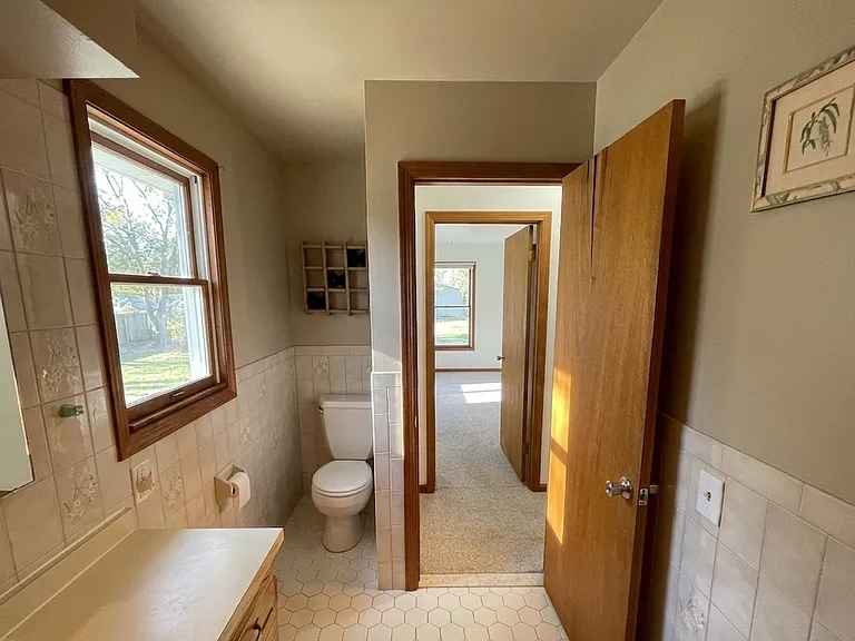 77 Goldfinch Ln — Photo 21