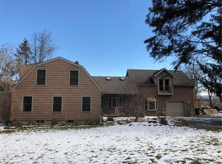 5803 Barber Hill Rd, Geneseo, NY 14454