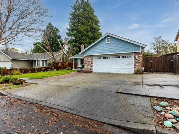 2422 Shoreline Drive, Napa, CA 94558