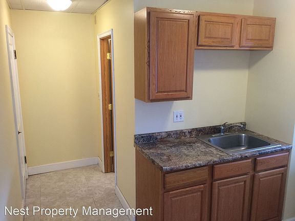 5th image of 340 Ellis Ave APT 23