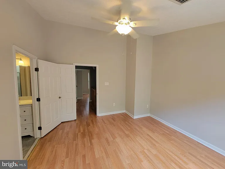 8702 Castlerock Ct — Photo 29