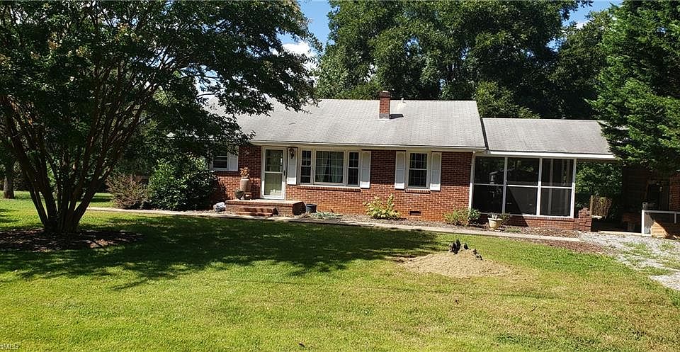 2nd image of 2115 Pisgah Church Rd