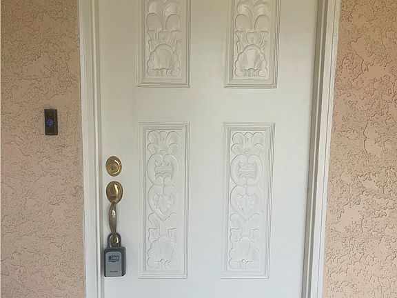 2nd image of 540 Chestnut St
