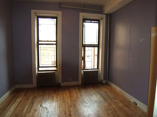 Rented by Joel Weisz, LREB | media 1