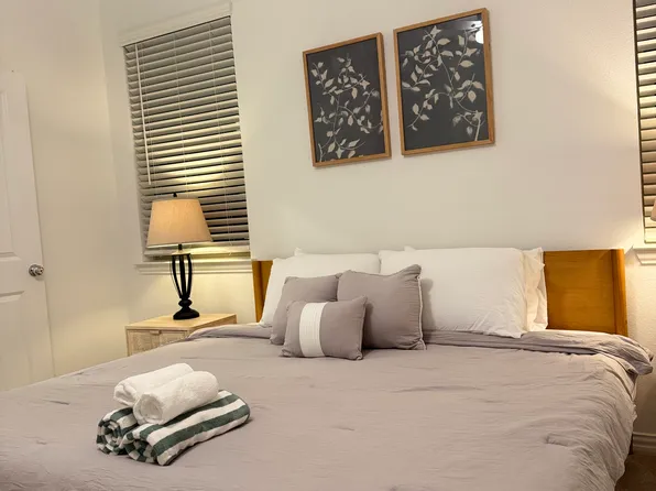 3208 Kingsgarden Rd, Denton, TX 76207