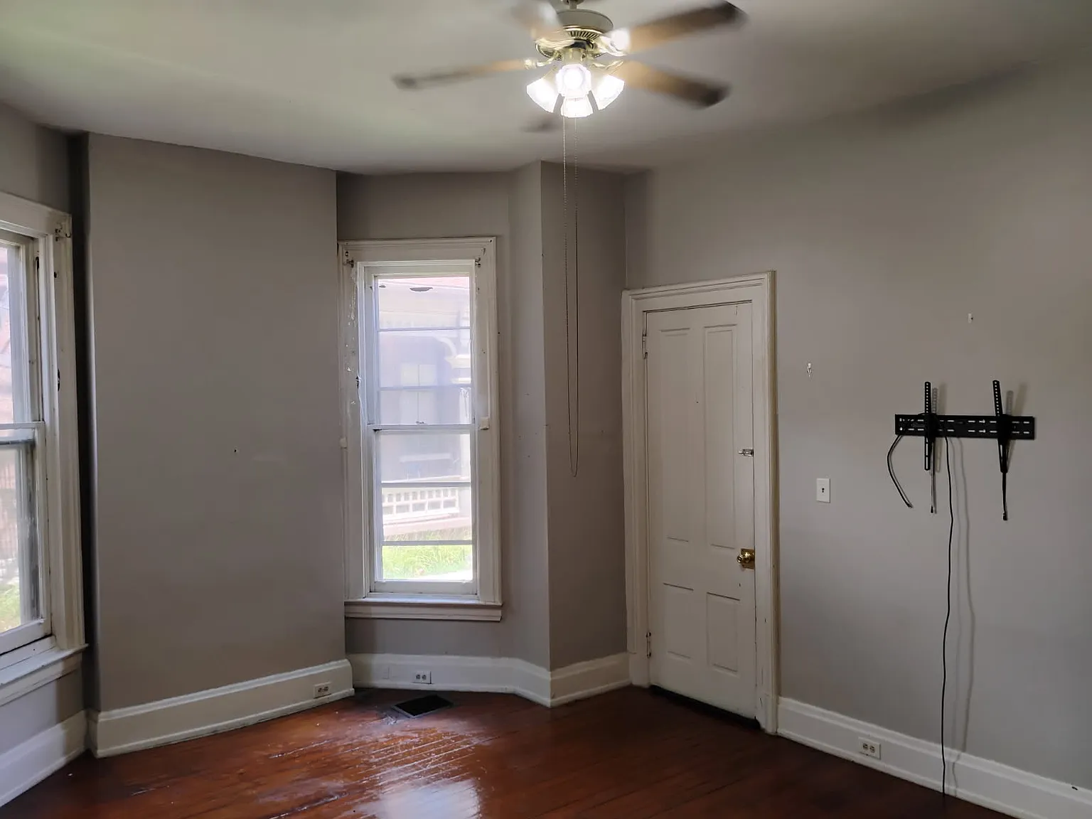 1 bed, $1,000 — Photo 2