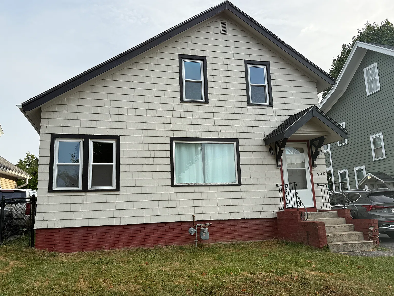 4 bed, 1530 sqft, $1,925 — Photo 2