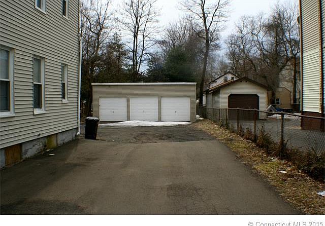 2nd image of 92 Thompson St
