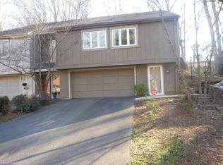 112 Lamplighter Cir, Winston Salem, NC 27104